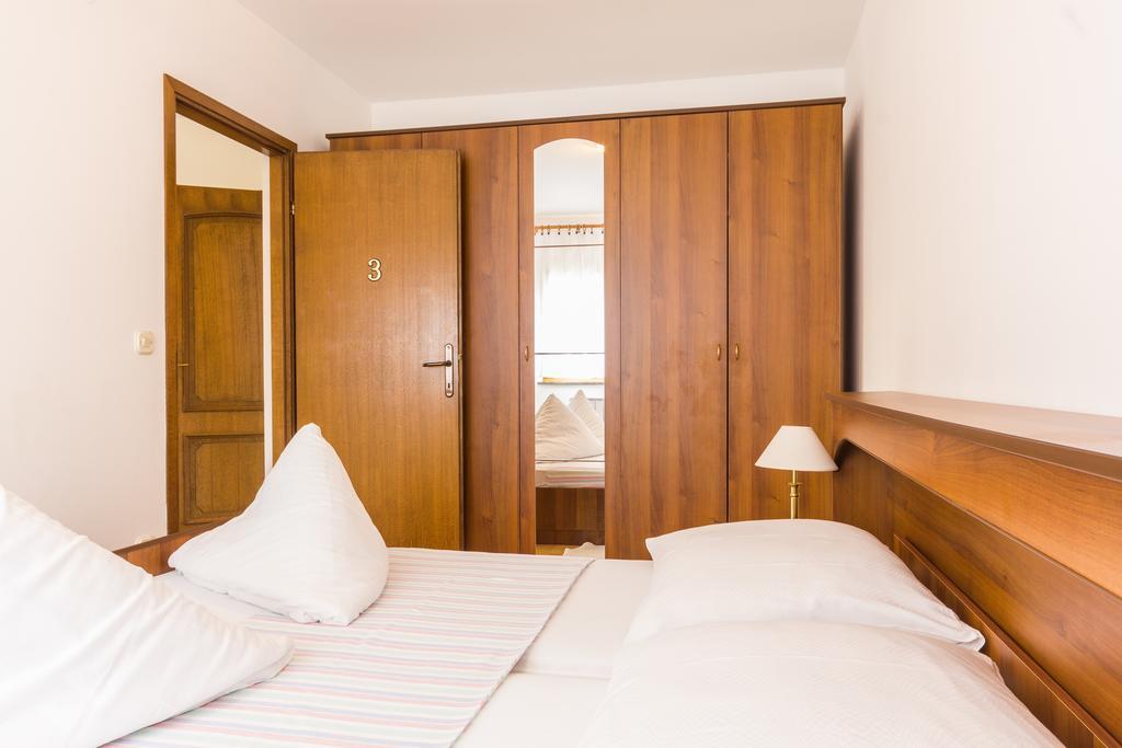 Apartments&Rooms Michaela Fažana Kamer foto